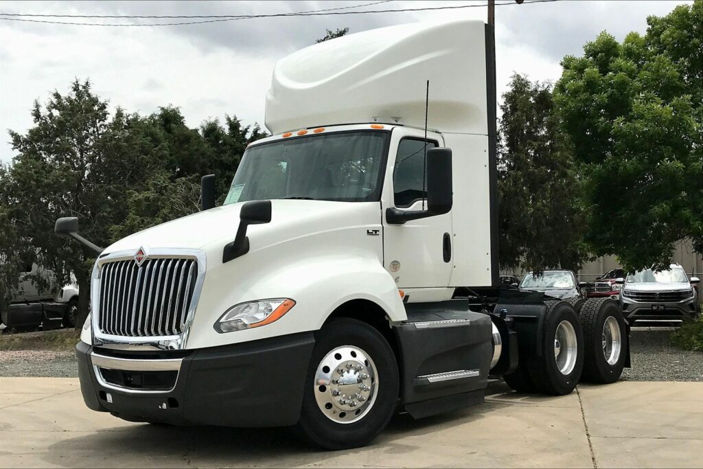 2020 CUM LT625 6×4 Day Cab