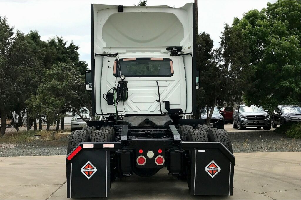 2020 CUM LT625 6×4 Day Cab