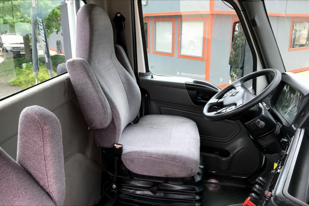 2020 CUM LT625 6×4 Day Cab
