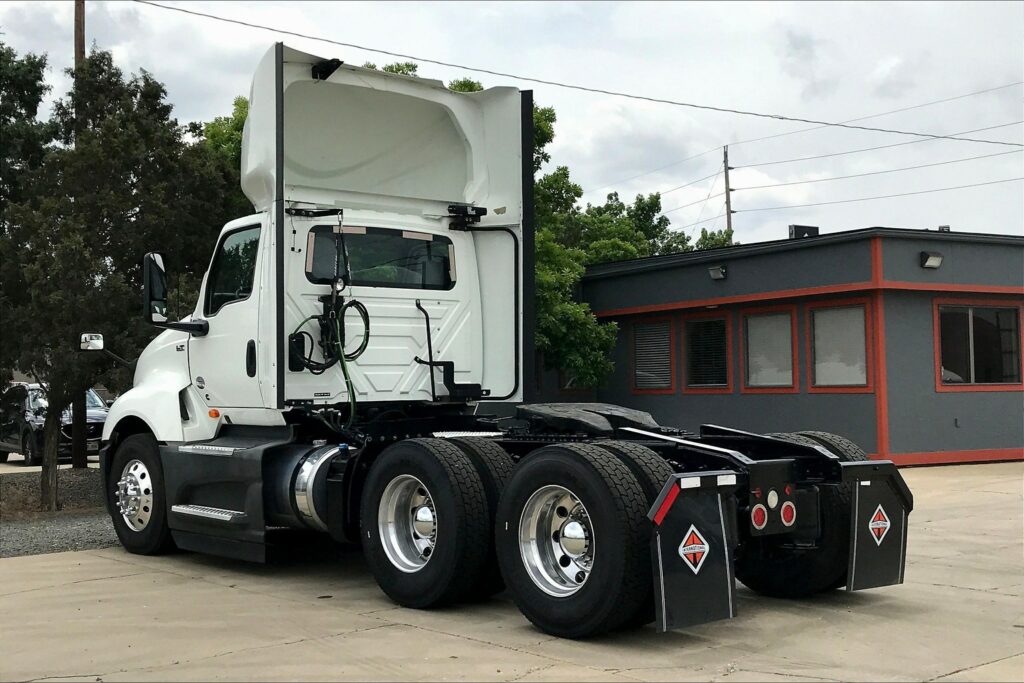 2020 CUM LT625 6×4 Day Cab