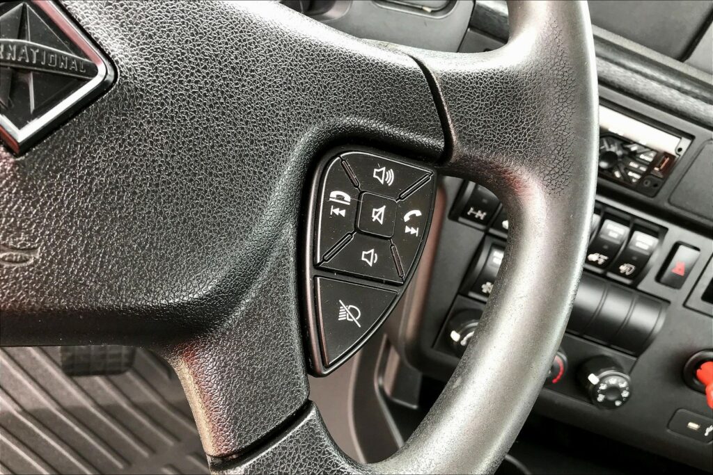 2020 CUM LT625 6×4 Day Cab