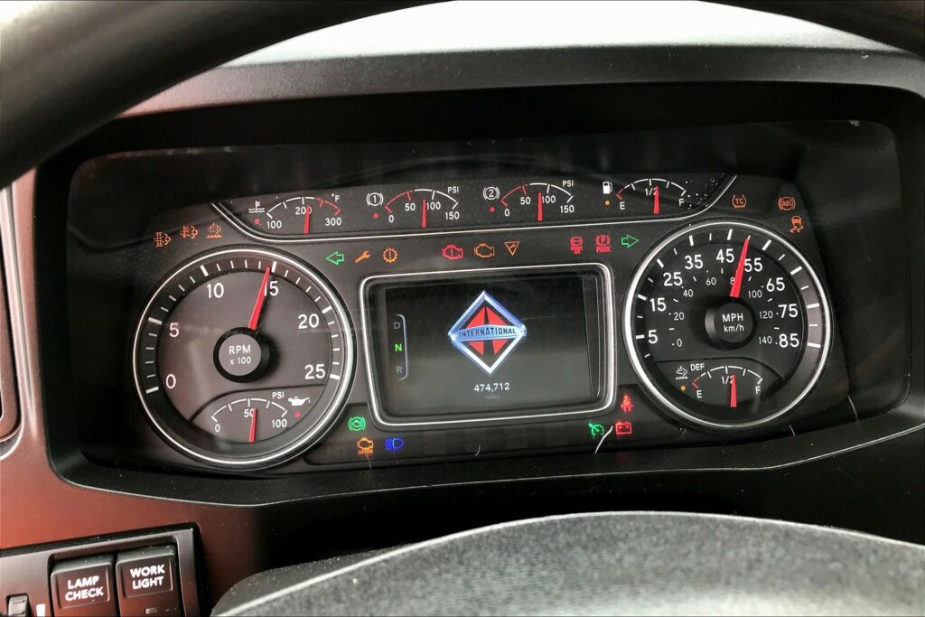 2020 CUM LT625 6×4 Day Cab