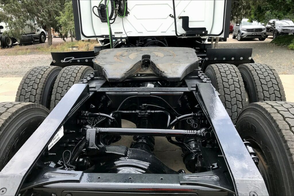 2020 CUM LT625 6×4 Day Cab