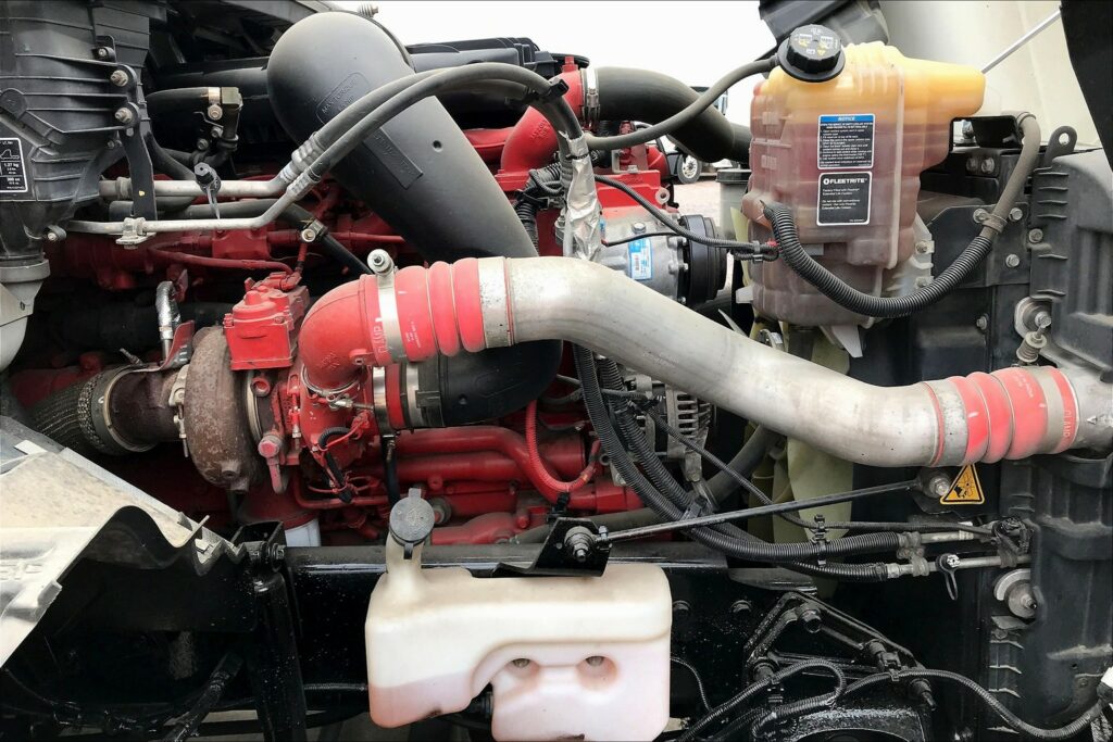 2020 CUM LT625 6×4 Day Cab