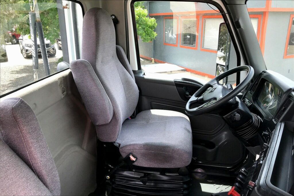 2021 CUM LT625 6×4 Day Cab