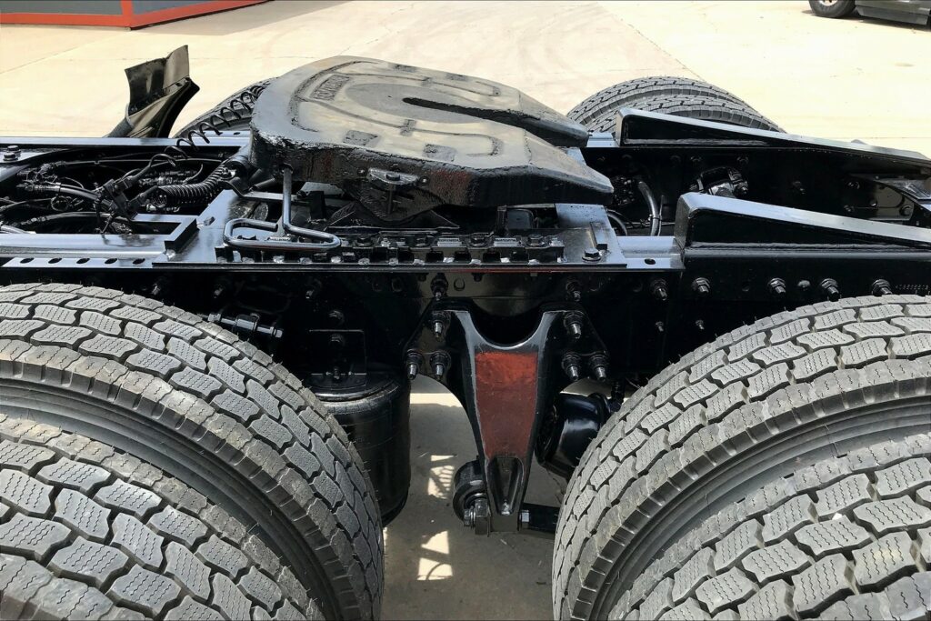 2021 CUM LT625 6×4 Day Cab