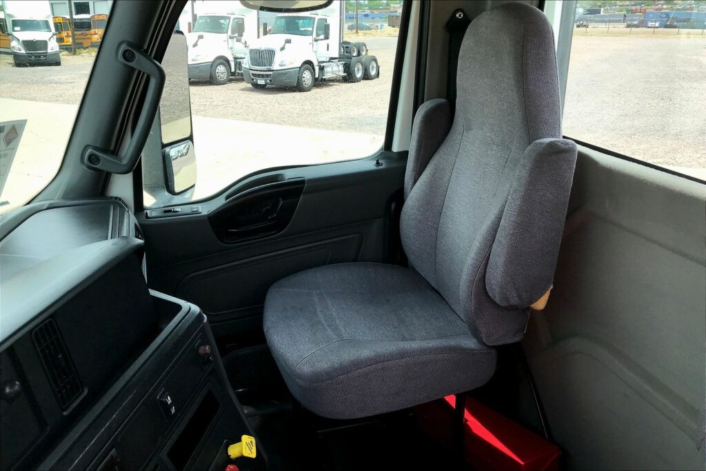 2021 CUM LT625 6×4 Day Cab