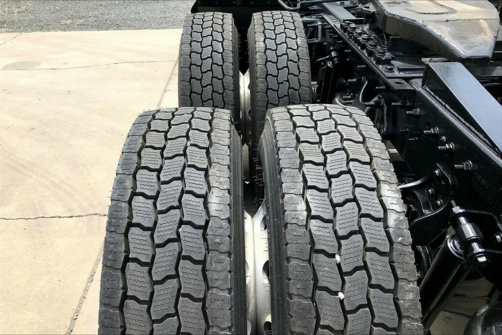 2021 CUM LT625 6×4 Day Cab