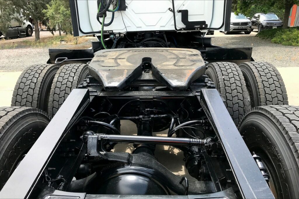 2021 CUM LT625 6×4 Day Cab