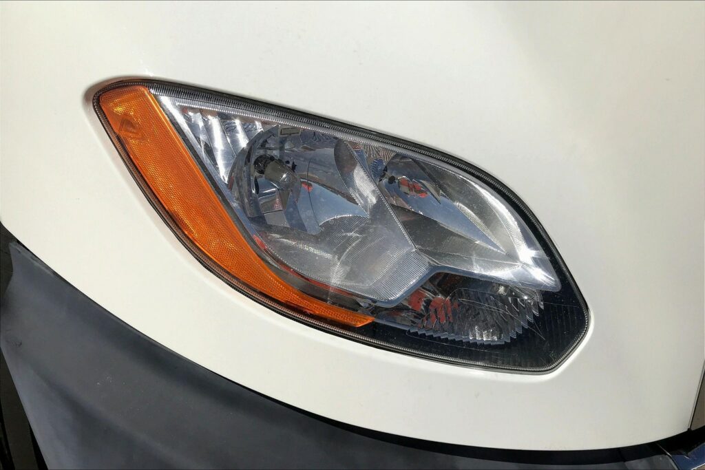 2021 CUM LT625 6×4 Sleeper