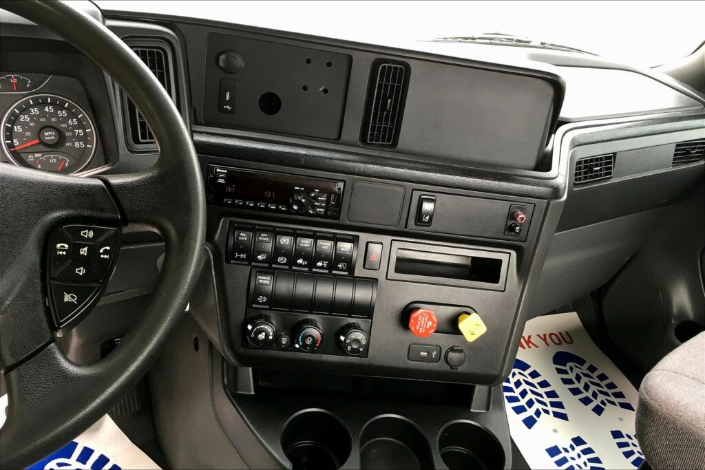 2020 INT LT625 6×4 Day Cab