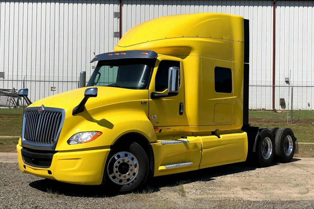 2021 INT LT625 6×4 Sleeper