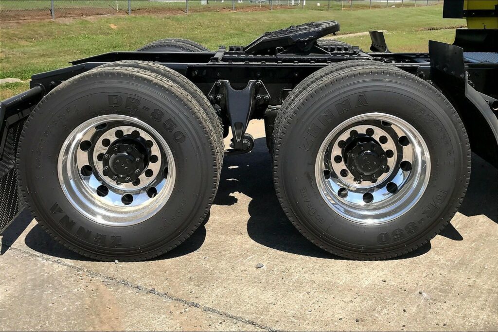 2021 INT LT625 6×4 Sleeper