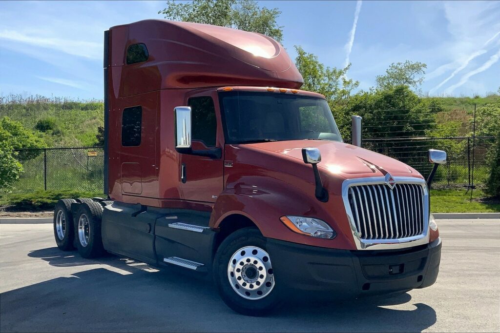 2020 INT LT625 6×4 Sleeper