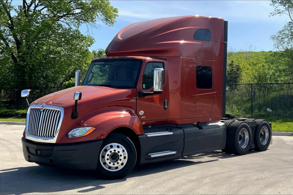 2020 INT LT625 6×4 Sleeper