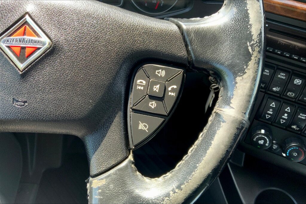 2020 INT LT625 6×4 Sleeper