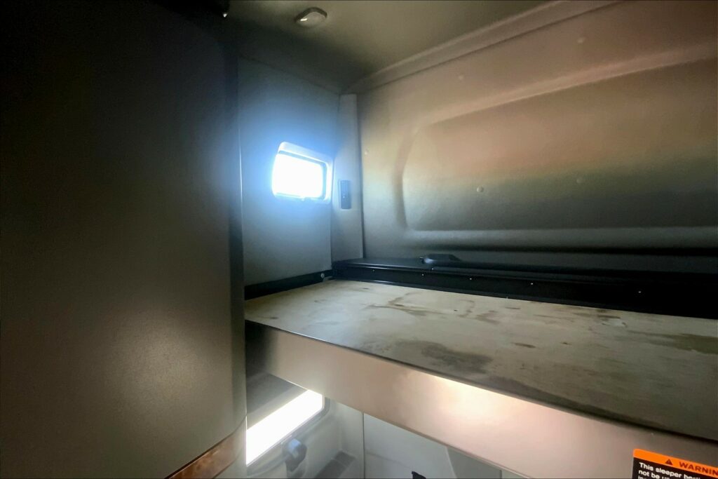 2020 INT LT625 6×4 Sleeper