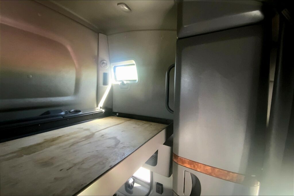 2020 INT LT625 6×4 Sleeper