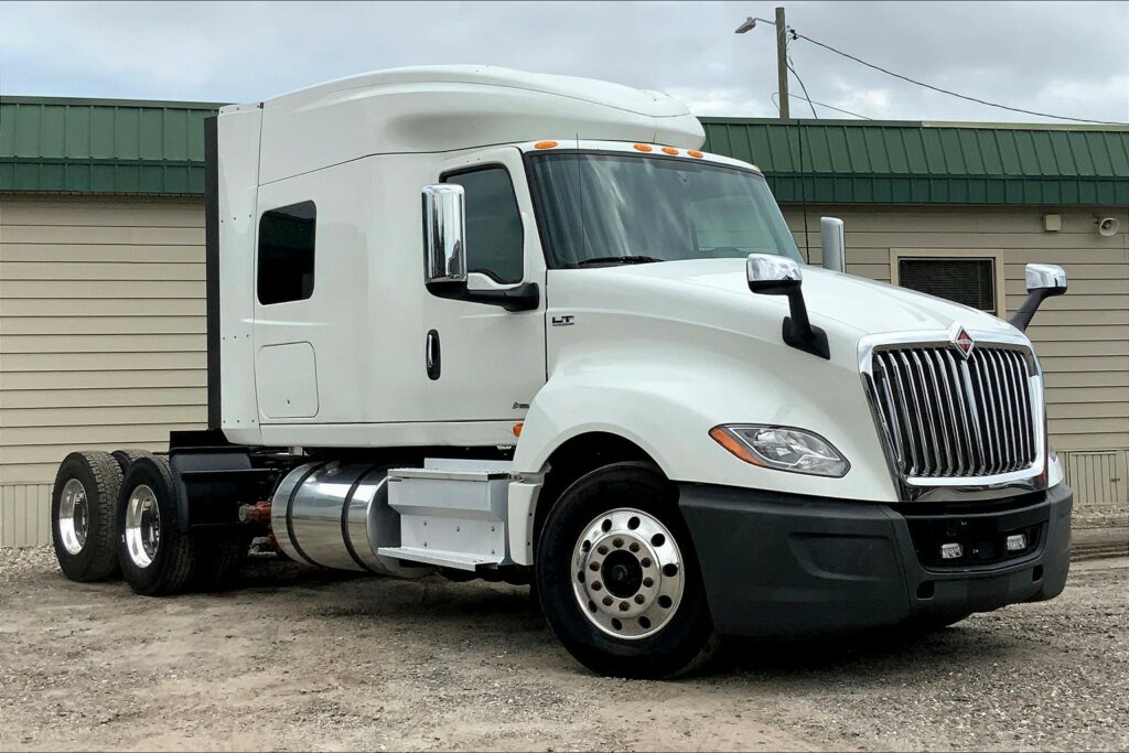 2020 INT LT625 6×4 Sleeper
