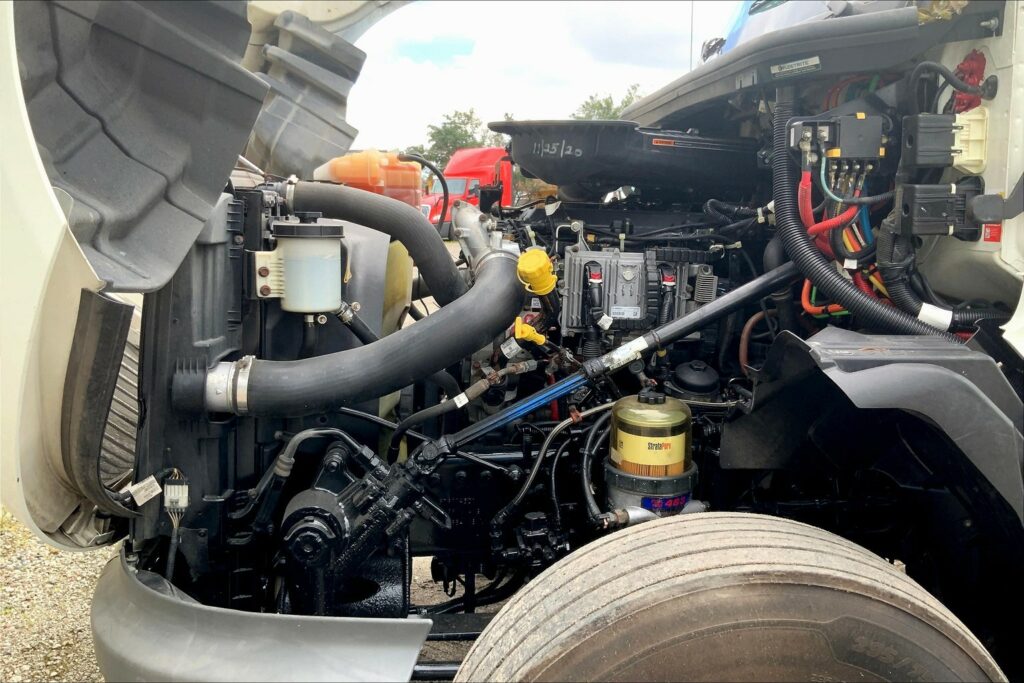 2020 INT LT625 6×4 Sleeper