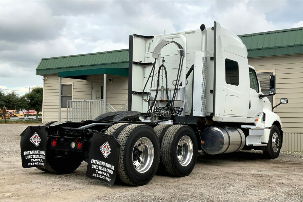 2020 INT LT625 6×4 Sleeper