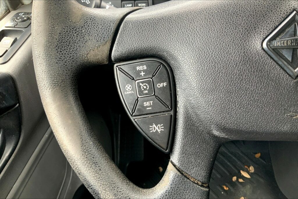 2020 INT LT625 6×4 Sleeper