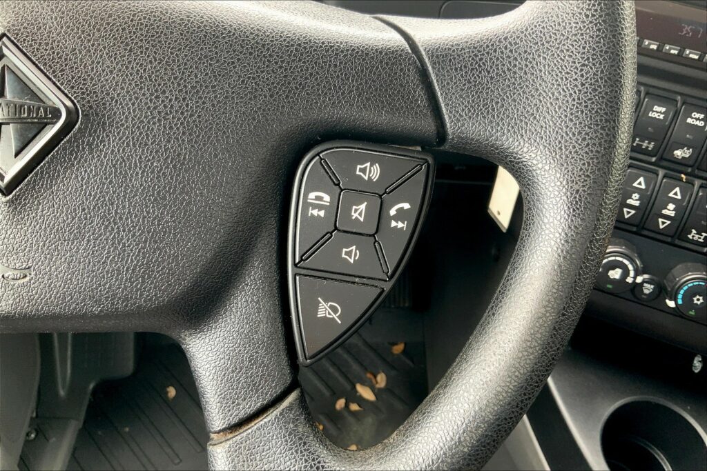 2020 INT LT625 6×4 Sleeper