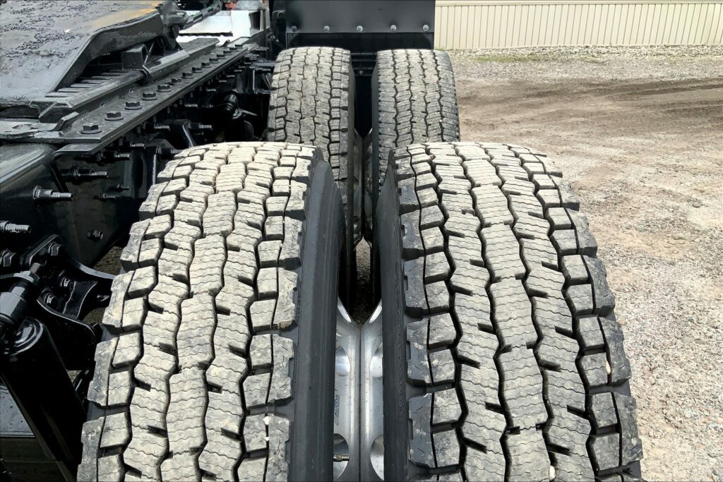 2020 INT LT625 6×4 Sleeper