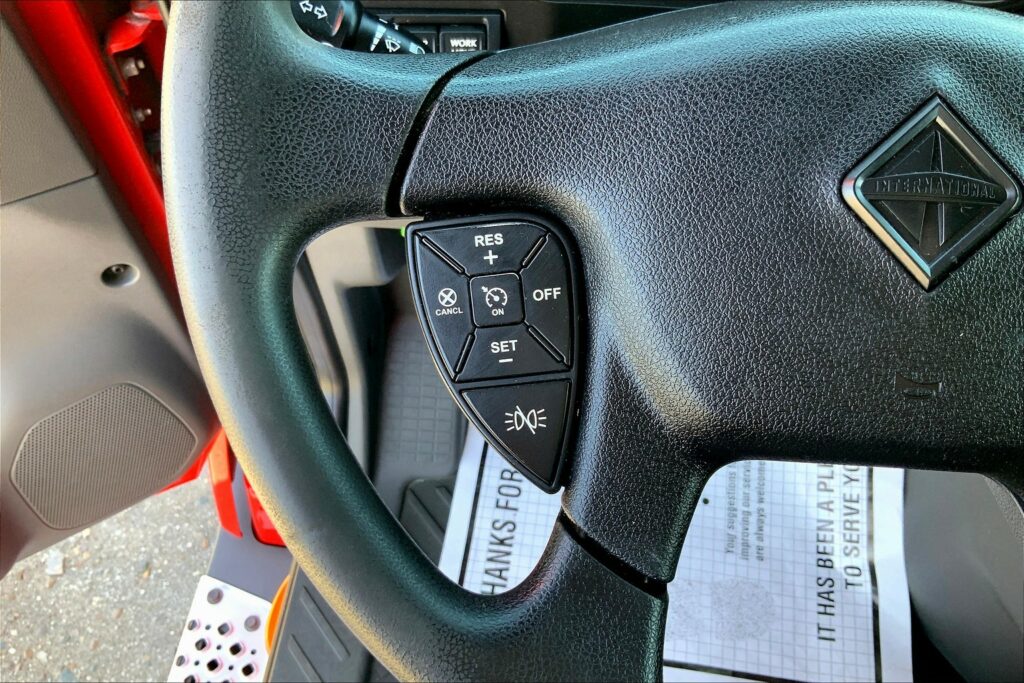 2021 INT LT625 6×4 Sleeper