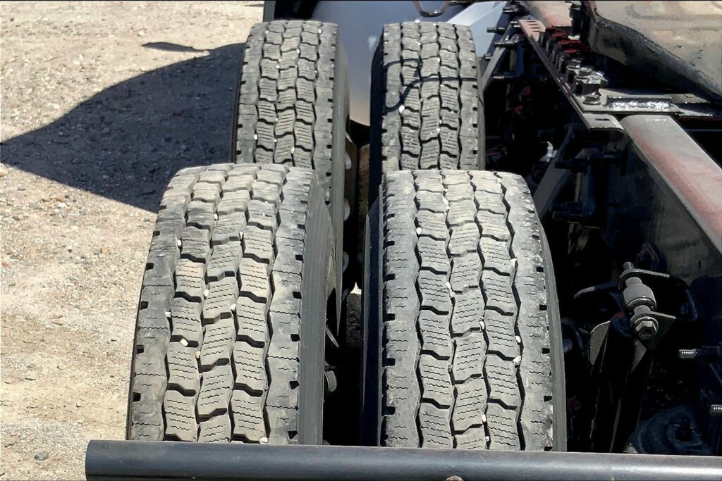 2021 INT LT625 6×4 Sleeper