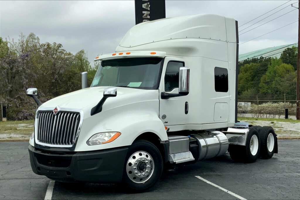 2020 INT LT625 6×4 Sleeper