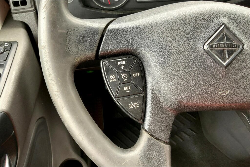 2020 INT LT625 6×4 Sleeper