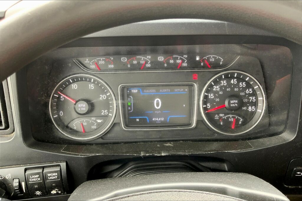 2020 INT LT625 6×4 Sleeper