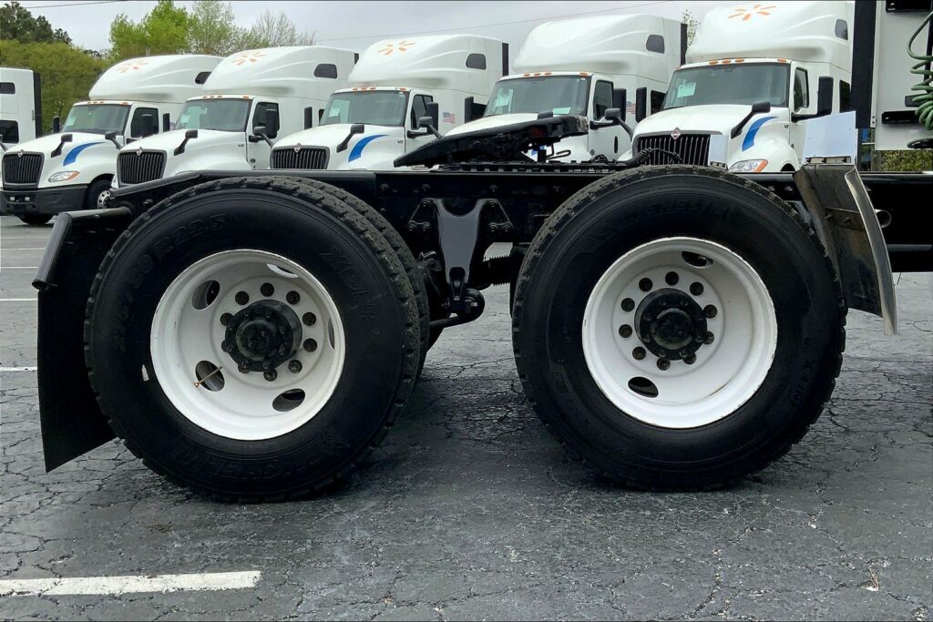 2020 INT LT625 6×4 Sleeper