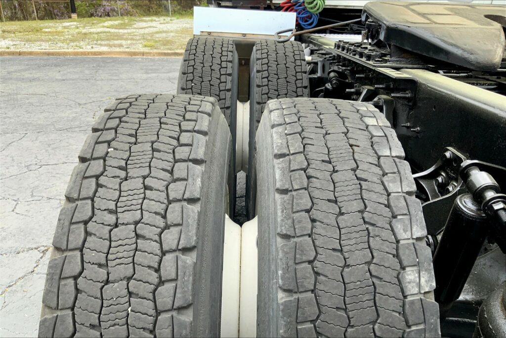 2020 INT LT625 6×4 Sleeper