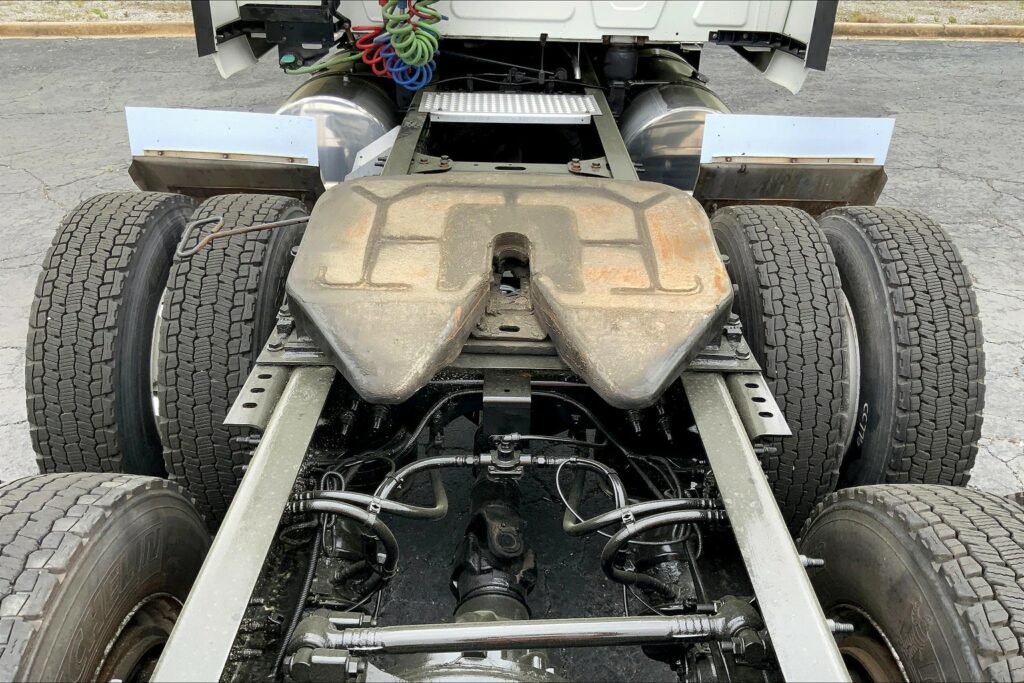 2020 INT LT625 6×4 Sleeper