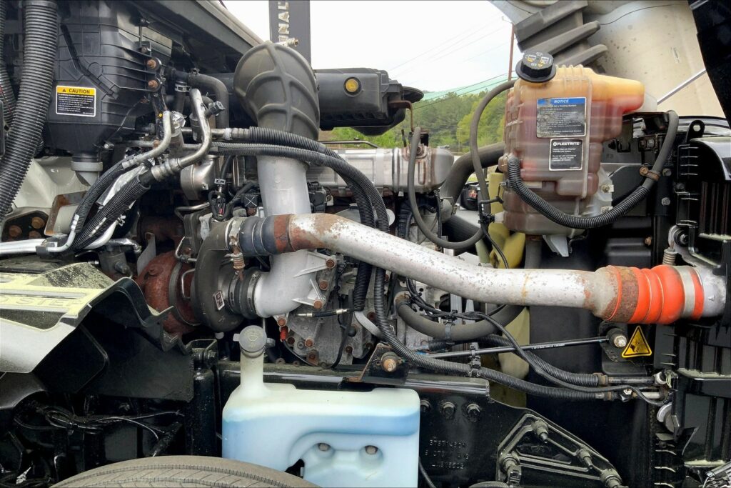 2020 INT LT625 6×4 Sleeper