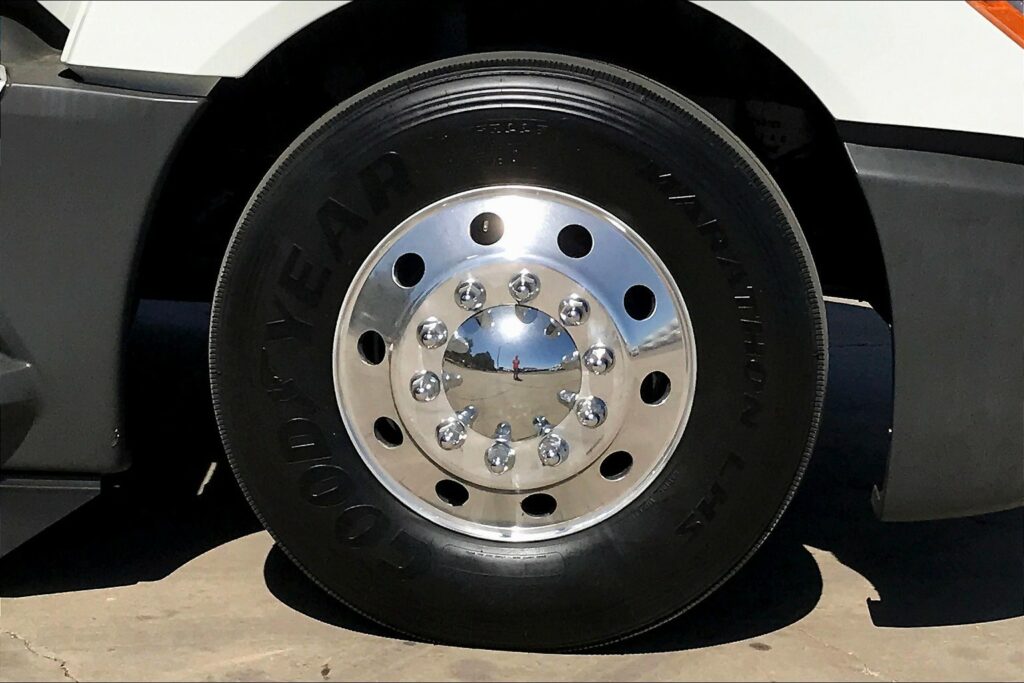 2022 INT LT625 6×4 Sleeper