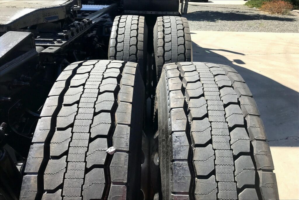 2022 INT LT625 6×4 Sleeper