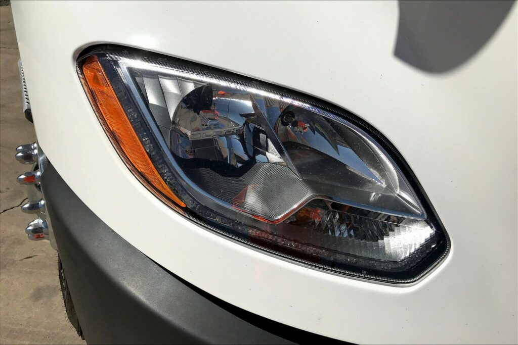 2022 INT LT625 6×4 Sleeper