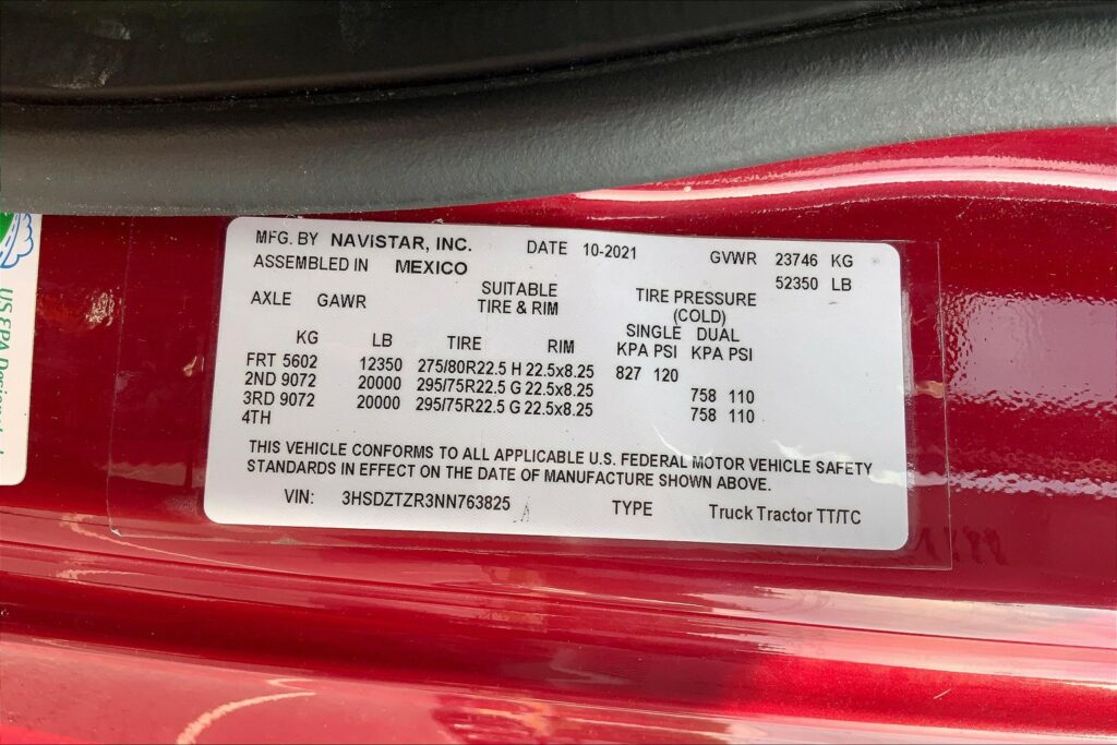 2022 INT LT625 6×4 Sleeper