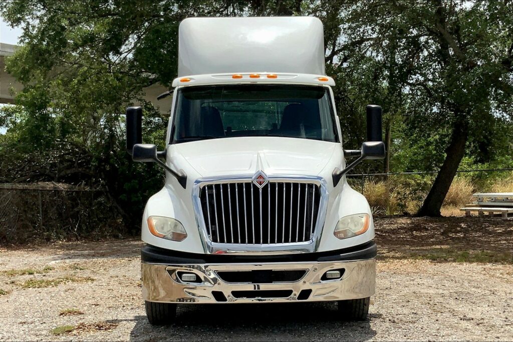2018 INT LT625 6×4 Day Cab