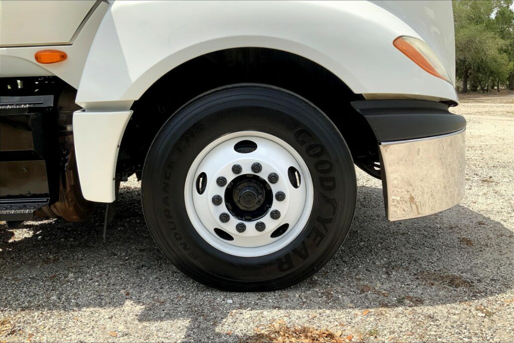 2018 INT LT625 6×4 Day Cab