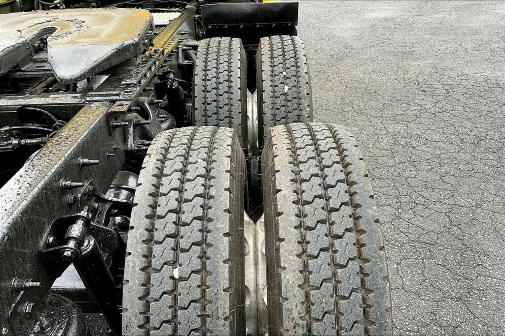 2022 INT LT625 6×4 Sleeper