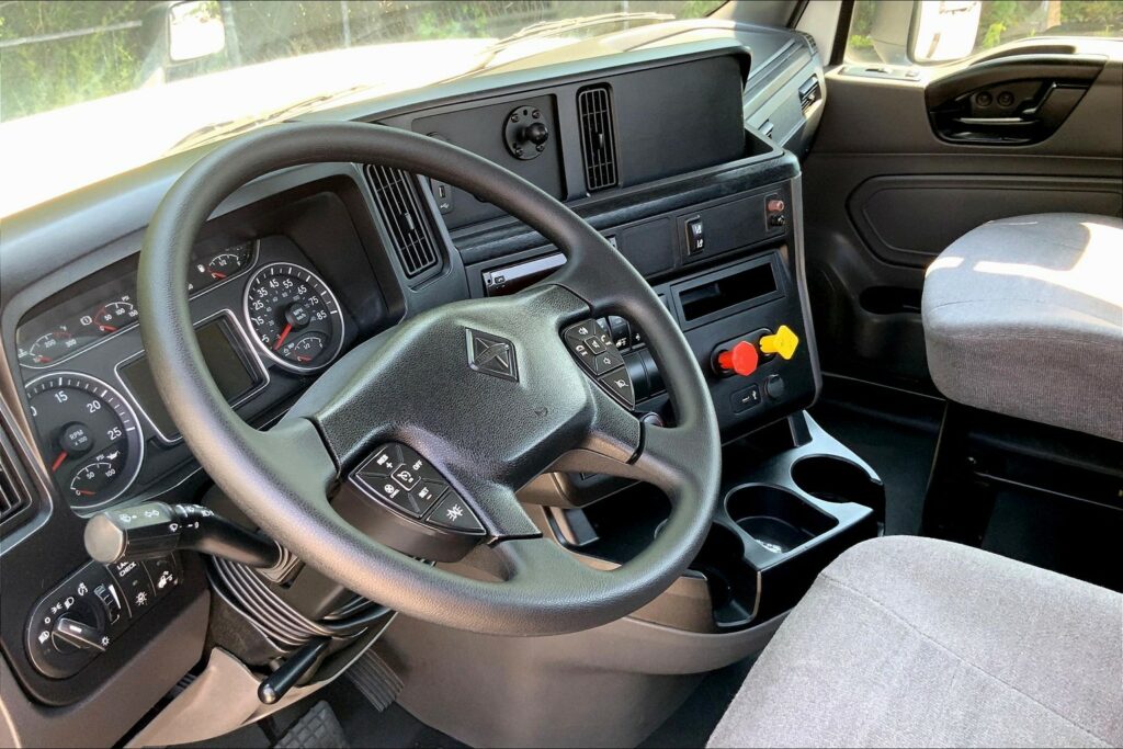 2020 INT LT625 6×4 Day Cab