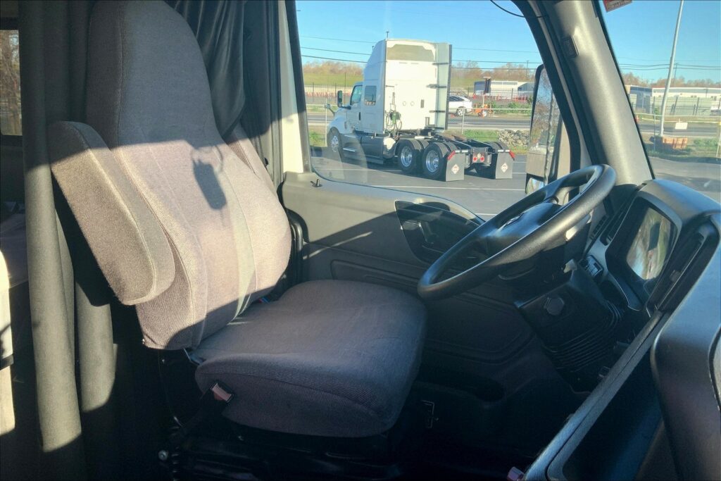 2021 INT LT625 6×4 Sleeper