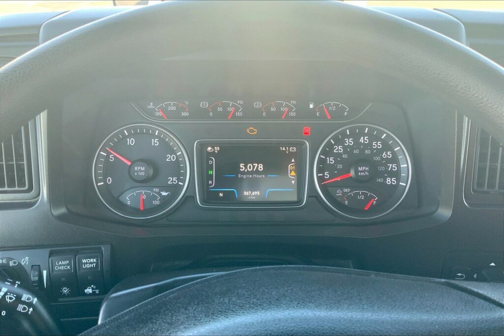 2021 INT LT625 6×4 Sleeper