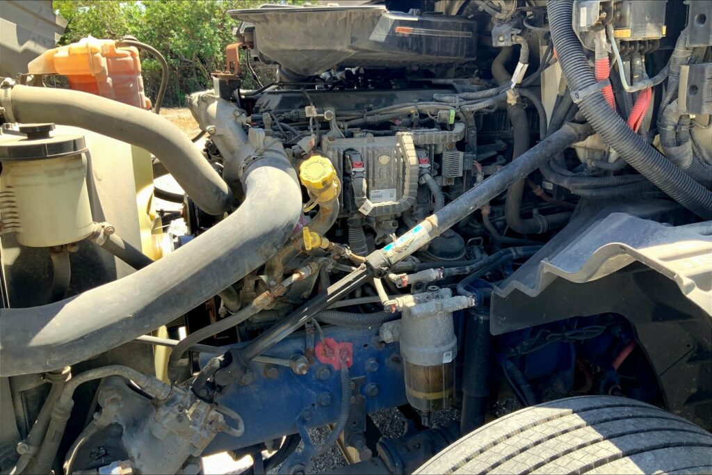 2020 INT LT625 6×4 Sleeper