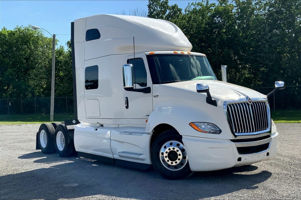 2020 INT LT625 6×4 Sleeper