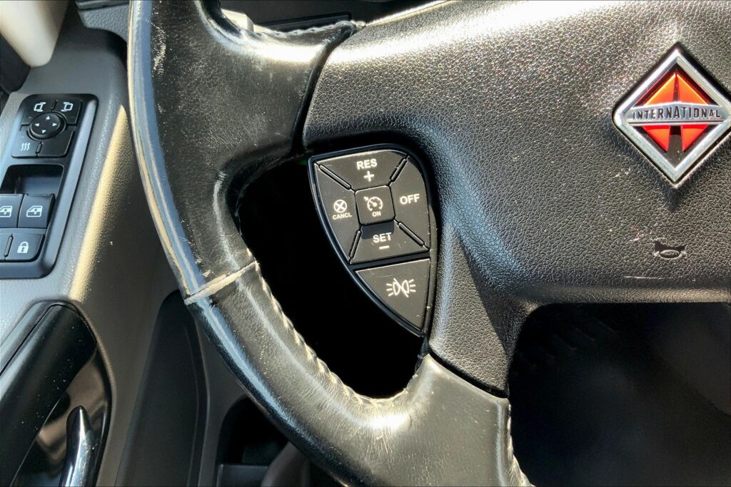 2020 INT LT625 6×4 Sleeper